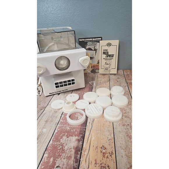 Pasta Express X2000 Electric Pasta Machine Tested - Picture 2 of 8